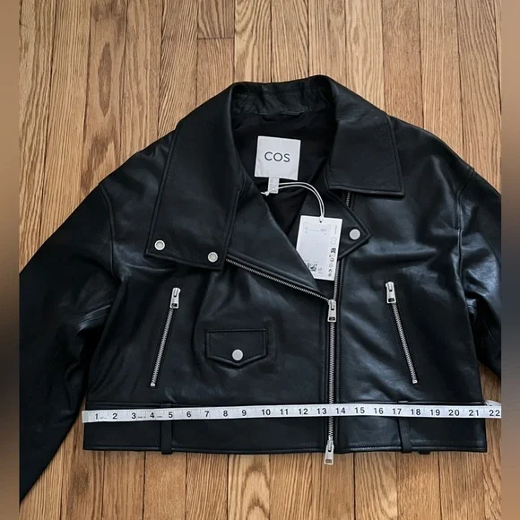 COS Black Cropped Leather Biker Jacket - Picture 4 of 9